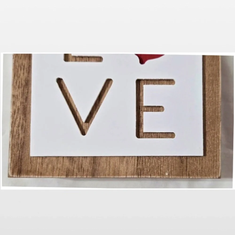 New Room &Retreat Sign Wood Block Love Box Home Décor Red Wine 2 Dimensional NWT